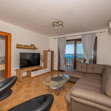 Apartments Lacic 2 Crikvenica Exterior foto